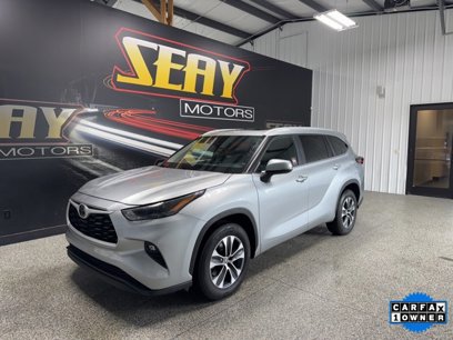 Used 2024 Toyota Highlander XLE