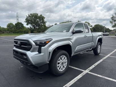 New 2025 Toyota Tacoma SR5