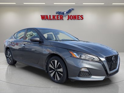 Used 2022 Nissan Altima 2.5 SV w/ SV Premium Package