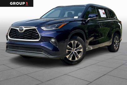 Used 2021 Toyota Highlander XLE