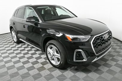 New 2025 Audi Q5 e Premium Plus