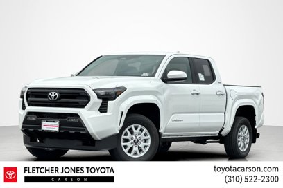 New 2025 Toyota Tacoma SR5
