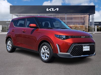 Certified 2023 Kia Soul LX w/ LX Technology Package