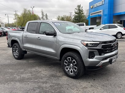 Used 2023 Chevrolet Colorado Z71 w/ Z71 Convenience Package 2