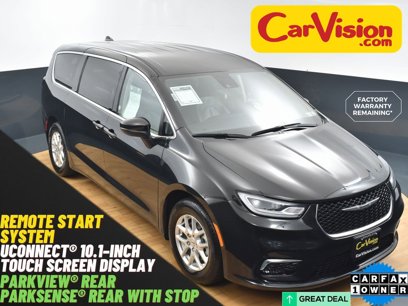 Used 2023 Chrysler Pacifica Touring-L