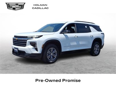 Used 2024 Chevrolet Traverse LT