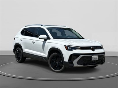 New 2025 Volkswagen Taos SE