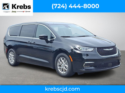 New 2025 Chrysler Pacifica Select