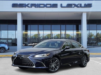 New 2025 Lexus ES 300h w/ Premium Package
