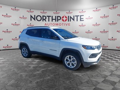 New 2025 Jeep Compass Latitude w/ Convenience Group