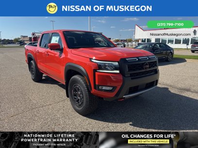 New 2025 Nissan Frontier PRO-4X w/ Pro Convenience Package