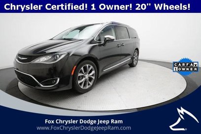 Certified 2020 Chrysler Pacifica Limited w/ Tire & Wheel Group
