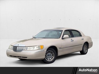 Used 2000 Lincoln Town Car Cartier