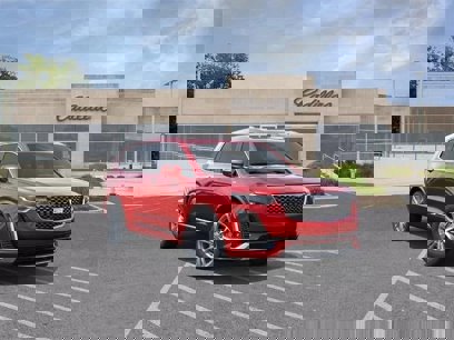 New 2025 Cadillac XT6 Premium Luxury w/ Technology Package