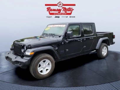 Used 2022 Jeep Gladiator Sport