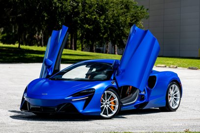 Used 2023 McLaren Artura