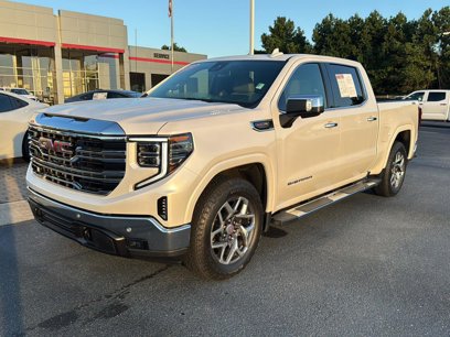 Used 2022 GMC Sierra 1500 SLT w/ SLT Premium Plus Package