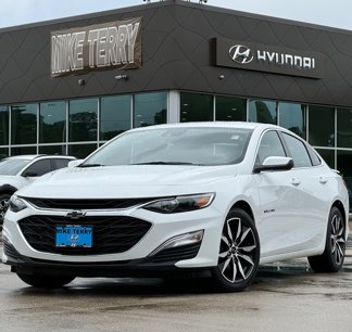 Used 2023 Chevrolet Malibu RS
