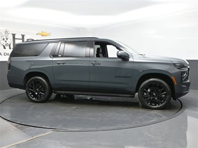 New 2025 Chevrolet Suburban RST w/ Advanced Technology Package