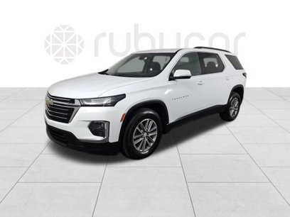 Used 2023 Chevrolet Traverse LT