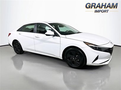 Used 2023 Hyundai Elantra Blue