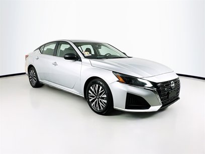Used 2024 Nissan Altima 2.5 SV