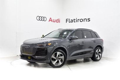 New 2025 Audi Q6 e-tron Premium