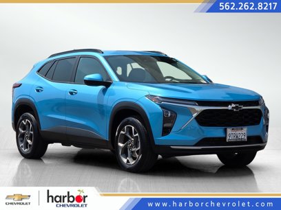 Certified 2025 Chevrolet Trax LT w/ Driver Confidence Package