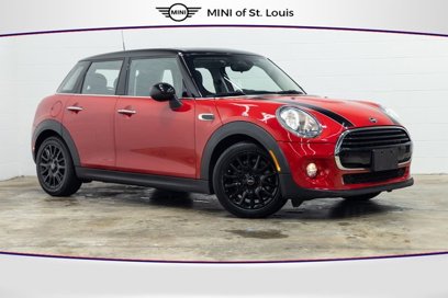 Used 2019 MINI Cooper 4-Door Hardtop w/ Storage Package