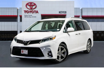 Certified 2019 Toyota Sienna SE