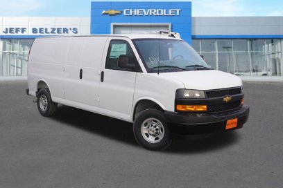 New 2025 Chevrolet Express 2500 Extended w/ Enhanced Convenience Package