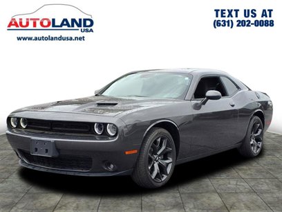Used 2020 Dodge Challenger SXT w/ Blacktop Package