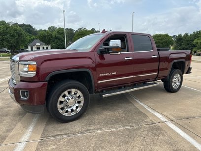 Certified 2016 GMC Sierra 2500 Denali w/ Duramax Plus Package