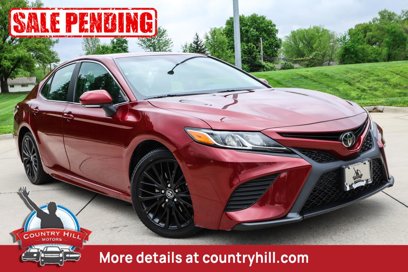 Used 2018 Toyota Camry SE w/ Moonroof Package