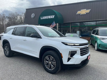 New 2025 Chevrolet Traverse LT w/ Driver Confidence Package