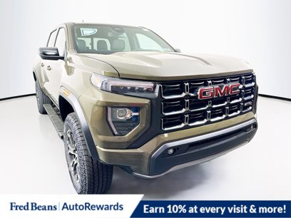 New 2025 GMC Canyon AT4