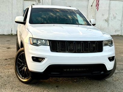 Used 2017 Jeep Grand Cherokee Laredo w/ Quick Order Package 2BE