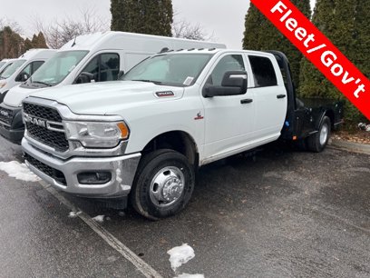 New 2024 RAM 3500 Tradesman w/ Chrome Appearance Group
