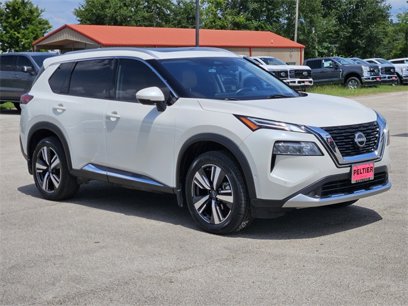 Used 2022 Nissan Rogue Platinum w/ Head-Up Display Package