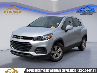 Used 2022 Chevrolet Trax LS w/ Tint and Cruise Package