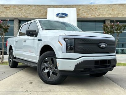 New 2025 Ford F150 Lightning XLT