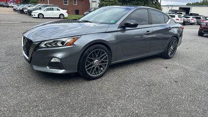 Used 2020 Nissan Altima 2.5 SR