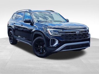 New 2025 Volkswagen Atlas Peak Edition SE