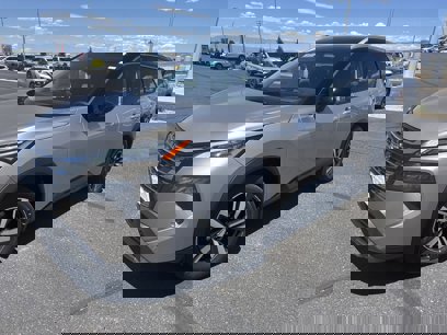 New 2025 Nissan Rogue SL w/ SL Premium Package