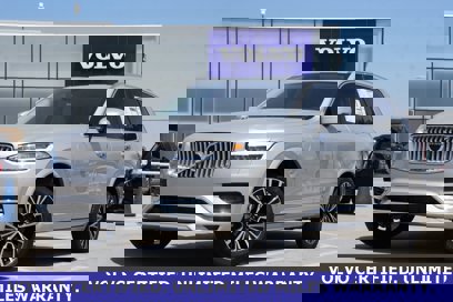 New 2025 Volvo XC90 T8 Core w/ Climate Package