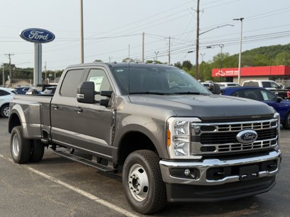 New 2025 Ford F350 XLT
