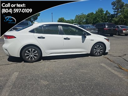 Used 2021 Toyota Corolla LE w/ Carpet Mat Package (TMS)