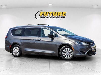 Used 2018 Chrysler Pacifica Touring-L