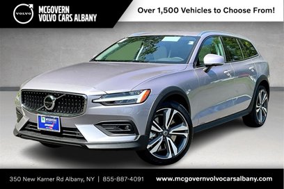 New 2026 Volvo V60 B5 Cross Country Plus w/ Protection Package Premier