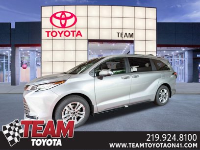 New 2025 Toyota Sienna Limited